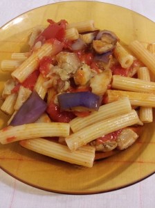pasta pomodori e melanzane (1)